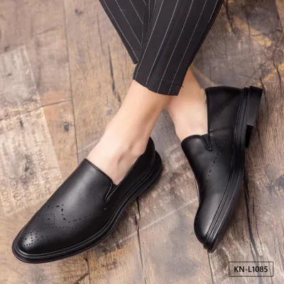 Prestige Black Slip-on